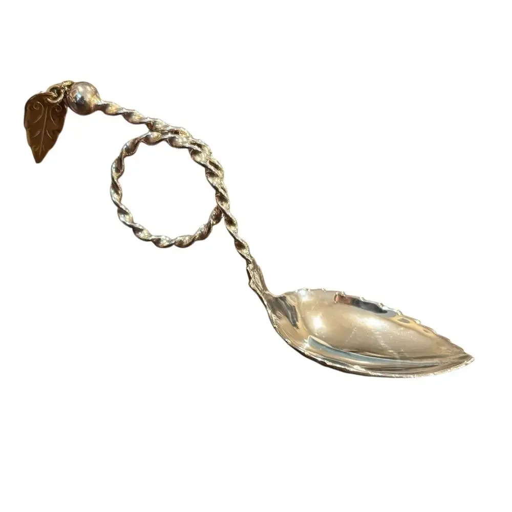 Sylvsmidja Norway 830 Silver Tea Caddy Spoon Leaf Form Twist Handle Vintage